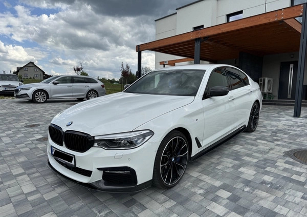 BMW Seria 5 cena 169900 przebieg: 166700, rok produkcji 2017 z Rybnik małe 704